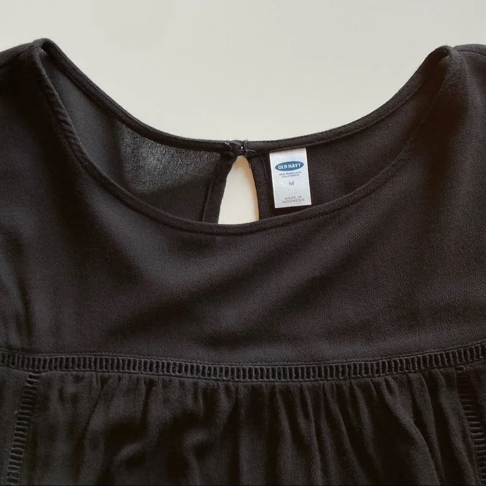 Old Navy Empire Waist Bell Sleeves Blouse Size M - Picture 4 of 8
